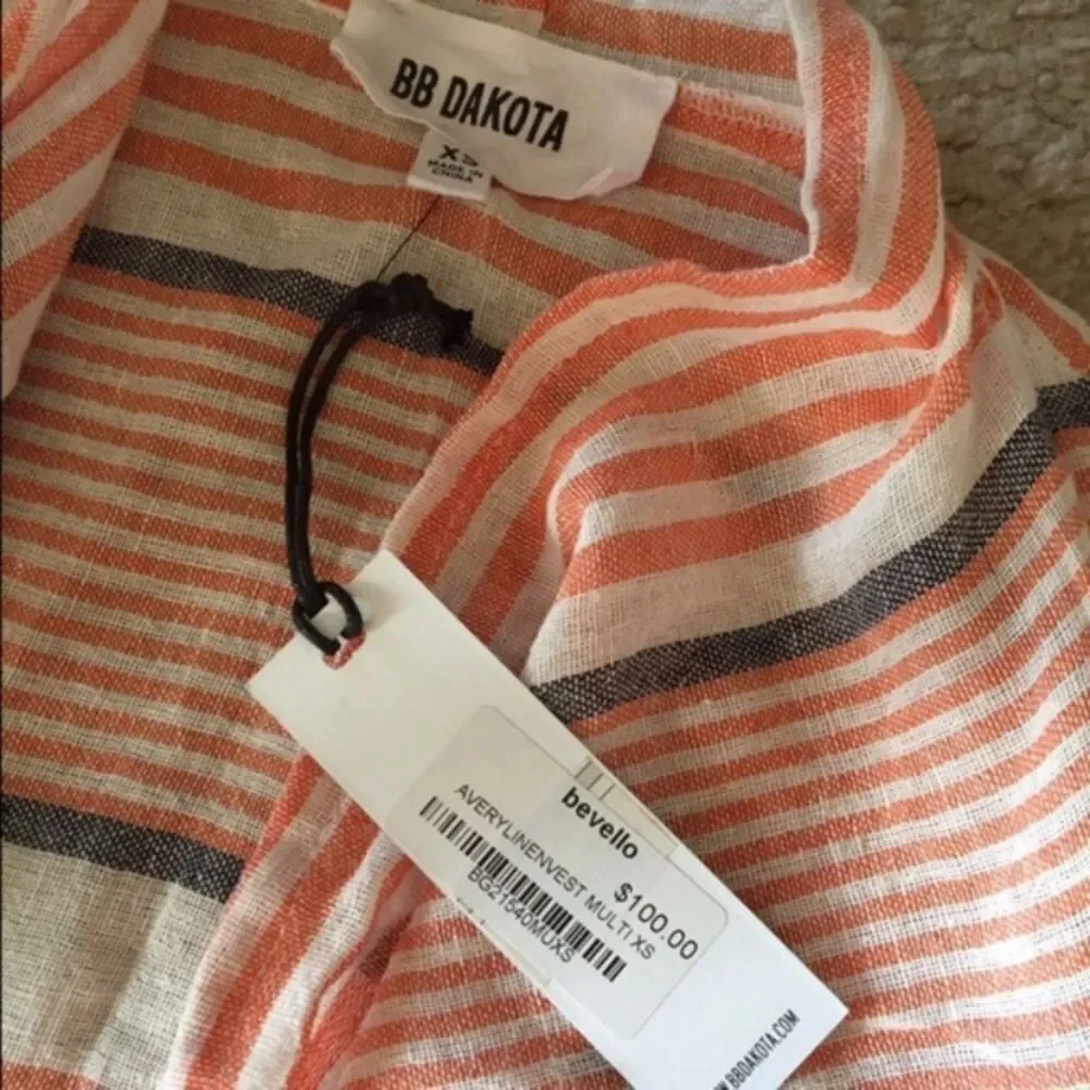 NWT BB Dakota Avery Linen Vest